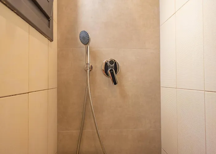 Daire Little Yard & #8 *