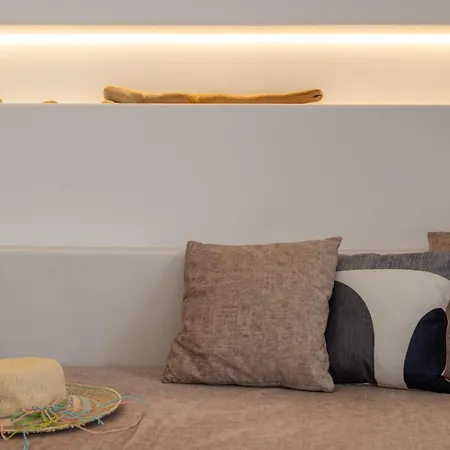 Little Yard & #8 דירה Naxos City