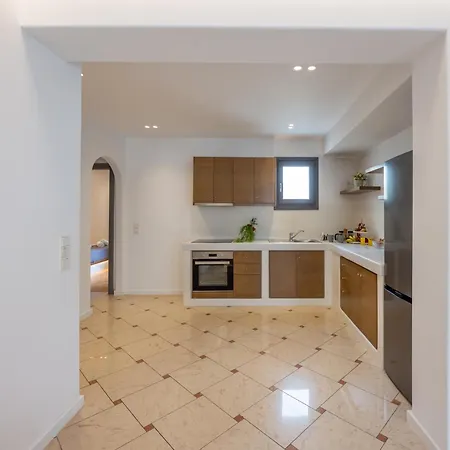 Little Yard & #8 Naxos City