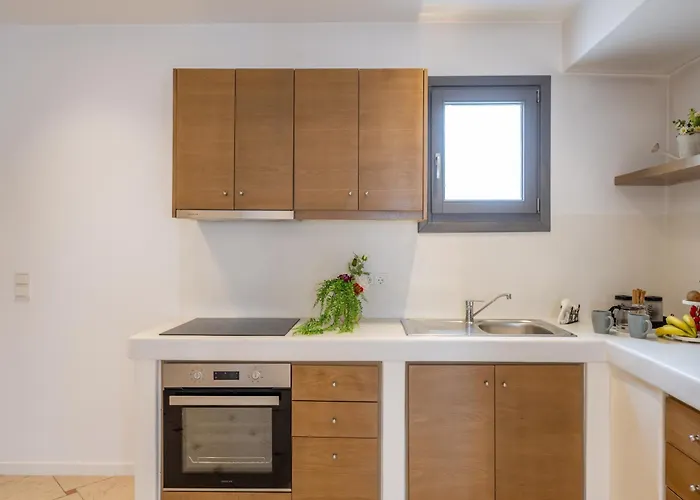 Apartment Little Yard & #8 Naxos City